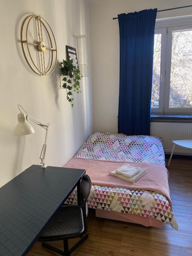 Przytulny I Nowoczesny Apartament Malgosi, 10 Min Pieszo Od Dworca I Galerii Катовіце Екстер'єр фото